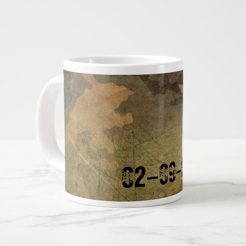 Green camouflage pattern vintage V20 Giant Coffee Mug