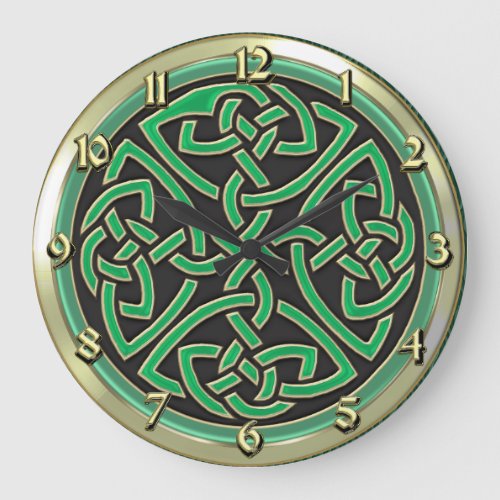 Green Celtic Shield Knot Round Wall Clock