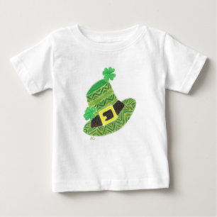 Green chevron leprechaun's hat baby t-shirt