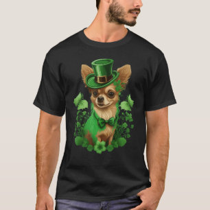 Green Chihuahua shamrock on St Patricks Day Chihua T-Shirt