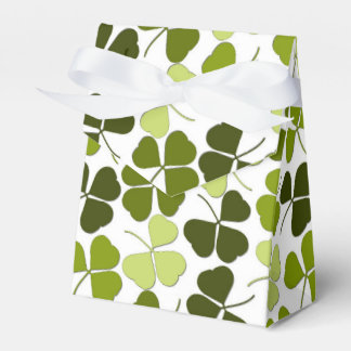 Green Clover in a Variety of Shades Favor Boxes