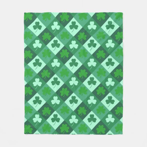 Green clover pattern for St Patricks day Fleece Blanket