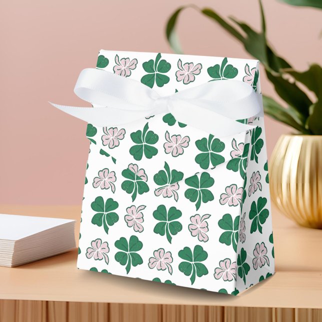 Green Clover Shamrock Pattern St. Patrick`s Day Favor Boxes (Creator Uploaded)