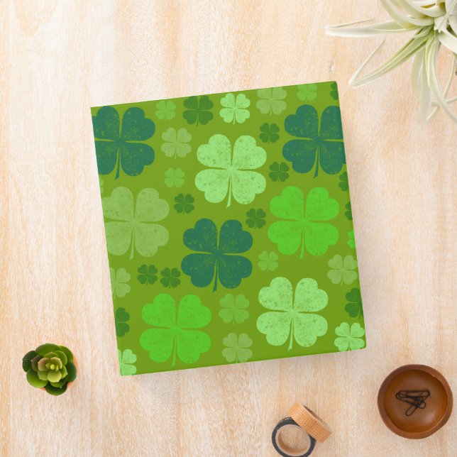 Green Clovers, Lucky Clovers, Saint Patrick's Day 3 Ring Binder (In Situ)