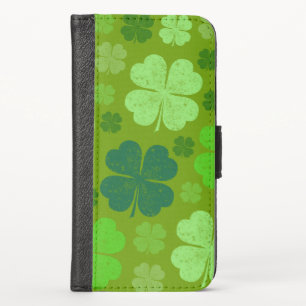 Green Clovers, Lucky Clovers, Saint Patrick's Day iPhone X Wallet Case
