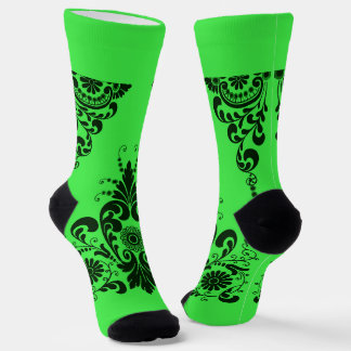 green curlicues print socks