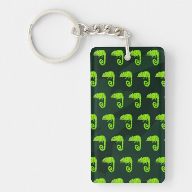 Green cute chameleon keychain (Front)