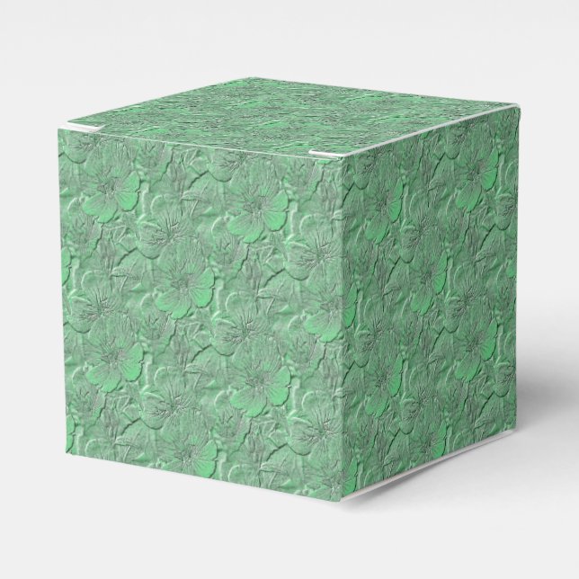 Green Daisy Flowers Nature Art Pattern Favor Boxes (Front Side)