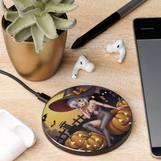 Green Eye Halloween Witch on Jack-O-Lantern's Wireless Charger (Desk 2)