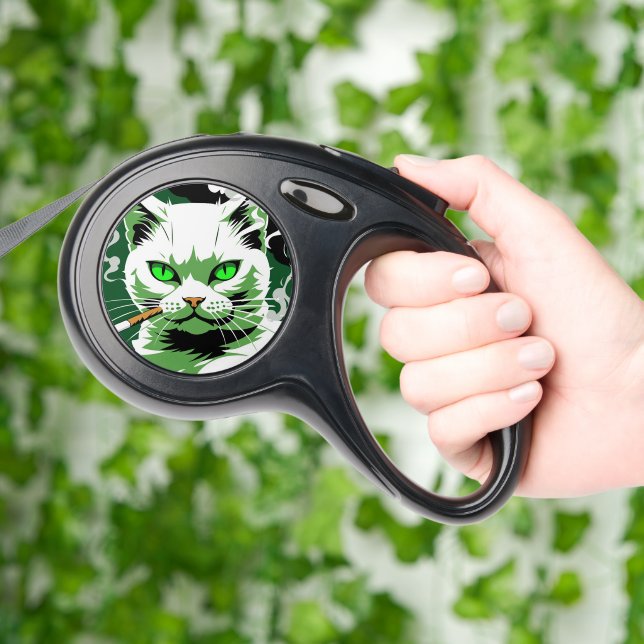 green eyed cat retractable pet leash  (Hand)