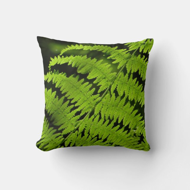 Green fern throw pillow (Front)