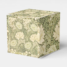 Green Floral Wm Morris Design