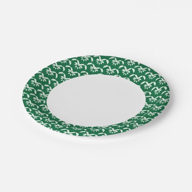 Green floral zigzag paper plates (Angled)