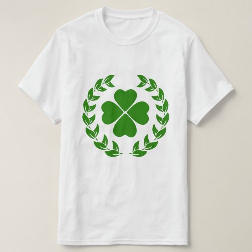 Green Four Leafs Clover  Green Wreath T_Shirt