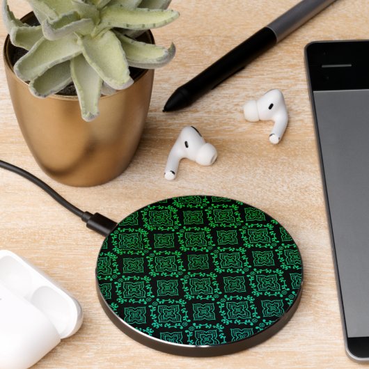 Green Geometric Pattern / Indian Print Wireless Charger (Desk 2)