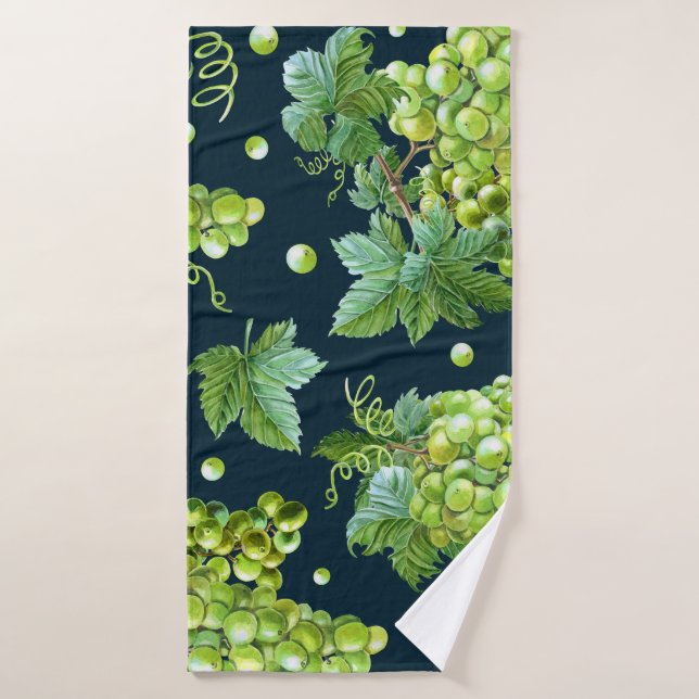 Green Grape: Watercolor Dark Pattern Bath Towel (Bath Towel)
