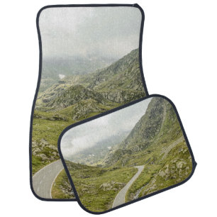 GREEN GRASS FIELD AND MOUNTAIN CAR FLOOR MAT