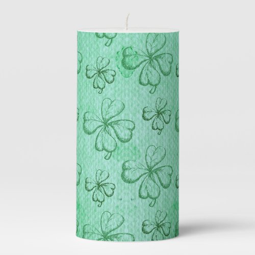 GREEN GREEN A LUCKY FOUR_LEAF CLOVER PATTERNS PILLAR CANDLE