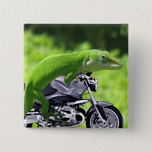 Green Hawaiian Gecko Rider Button