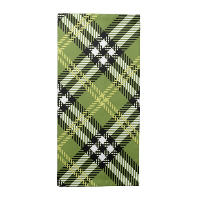 Green Irish Plaid Pattern Cloth Napkin (Half Fold)