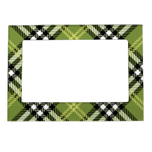 Green Irish Plaid Pattern Magnetic Frame