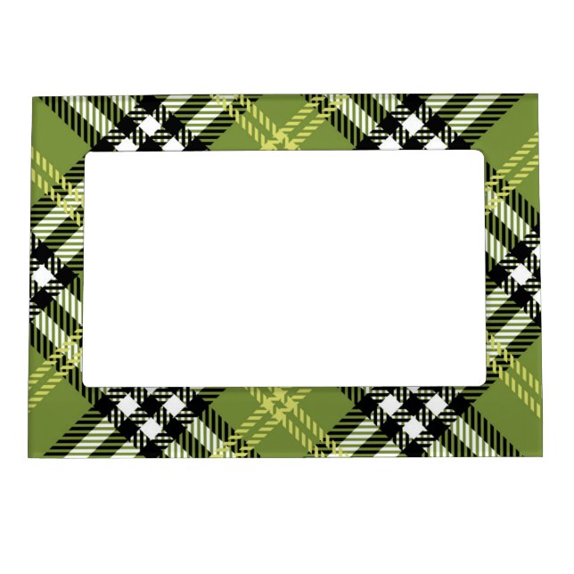 Green Irish Plaid Pattern Magnetic Frame (Front)