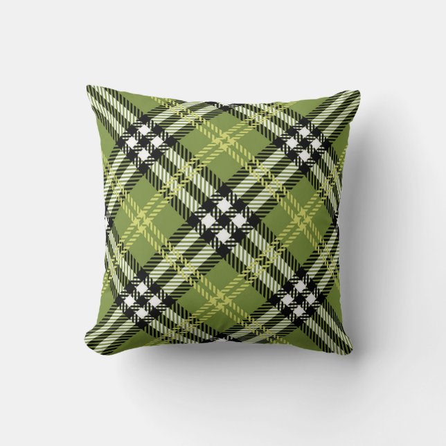 Green Irish Plaid Pattern Throw Pillow (Front)
