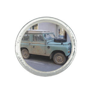 Green Land Rover Ring