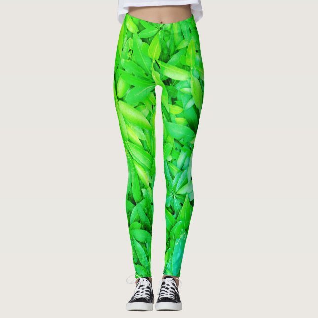 Green Leaf Pattern – Botanical Nature Art Leggings (Front)