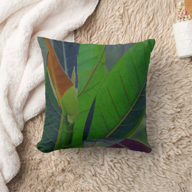 Green Leaves Close-Up Throw Pillow (Blanket)