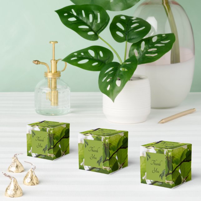 Green Leaves Wedding Favor Box (Multiple)