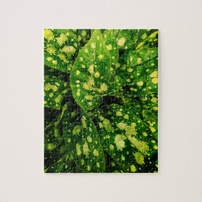 Green leaves , with pattern jigsaw puzzle (Vertical)