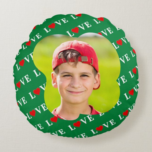 Green LOVE Heart Retro Elegant Round Pillow (Front)