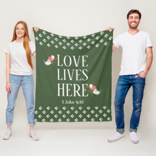Green LOVE LIVES HERE Stylish Customizable Fleece Blanket