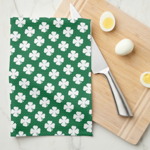Green lucky clover pattern kitchen towel design
