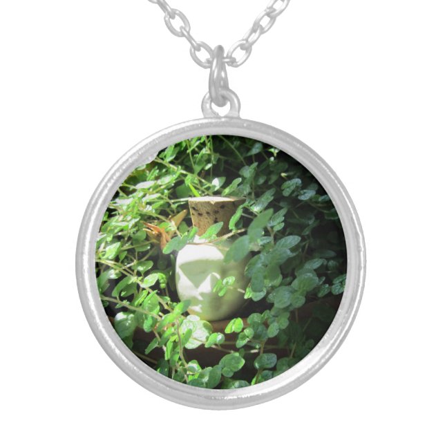 Green man close necklace (Front)