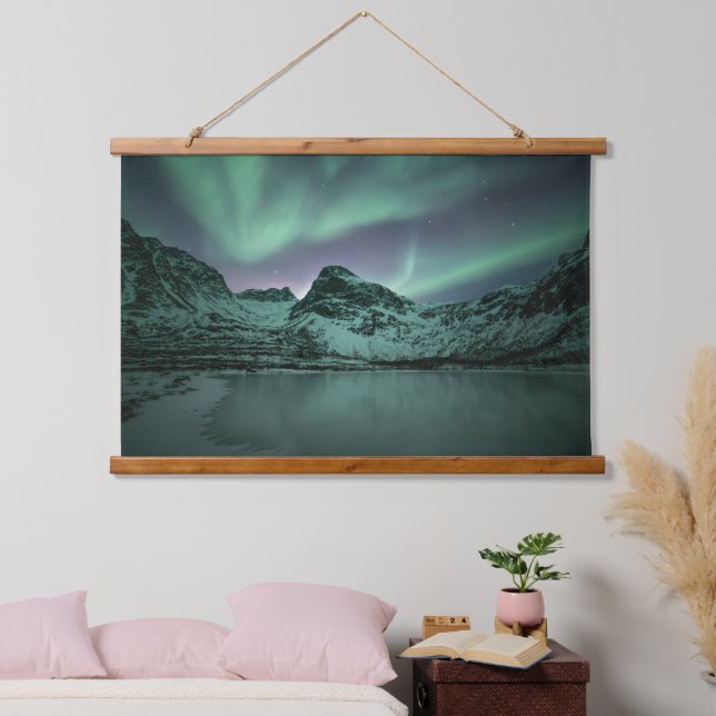 Green Northern Lights Hanging Tapestry (Bedroom)