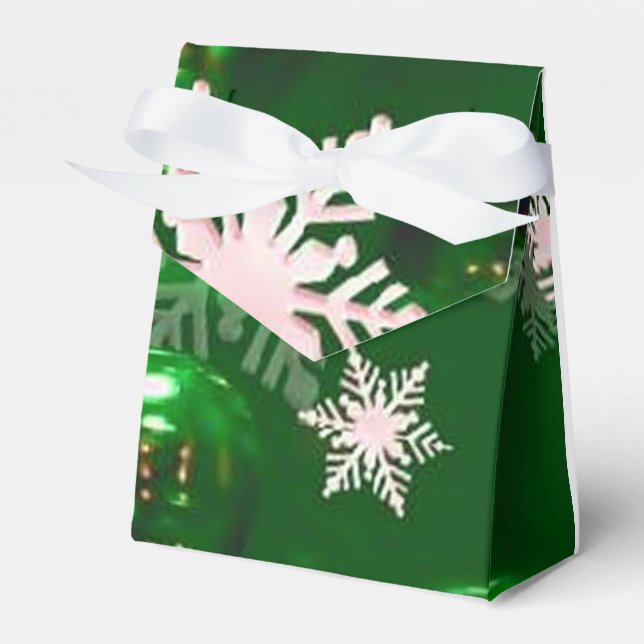 Green Ornaments and Snowflakes Pattern Favor Box (Front Side)