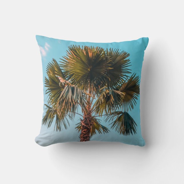 Green palm tree throw pillow (Front)