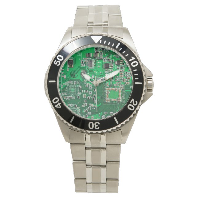Green PCB Circuit Board Design for IT Pros Watch (Front)