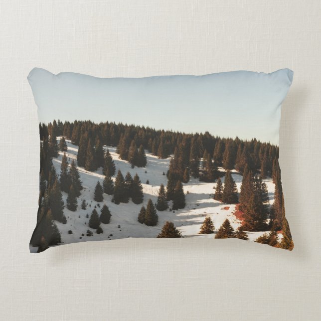 GREEN PINE TREES ACCENT PILLOW (Front)