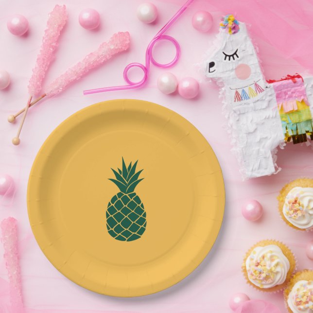 Green Pineapple Paper Plates (Party)