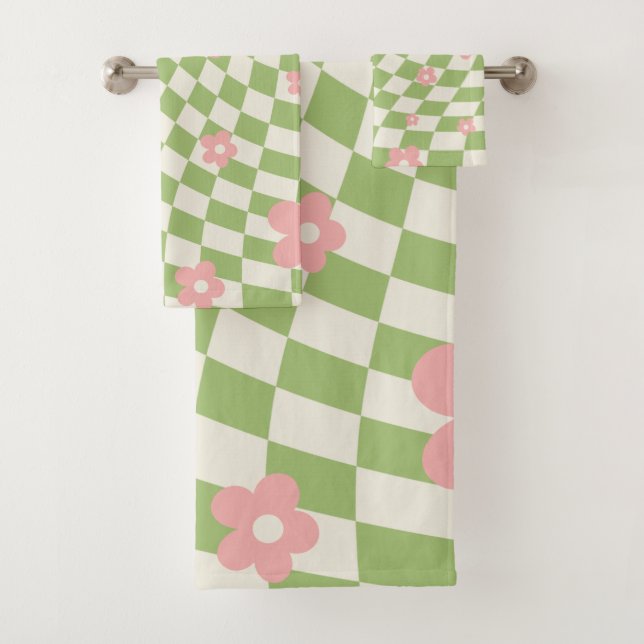 Green Pink Checkered Floral Bath Towel Set (Insitu)