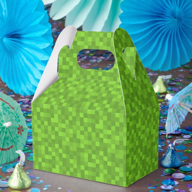 Green Pixel Pattern Retro 8-Bit Gaming Favor Boxes (Party)