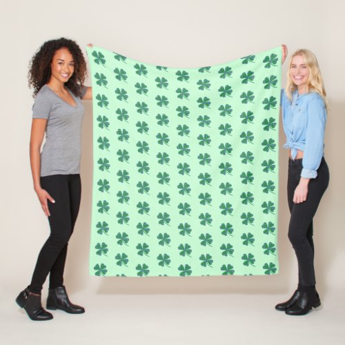 Green Plaid Shamrock Four_Leaf Clover Pattern Fleece Blanket