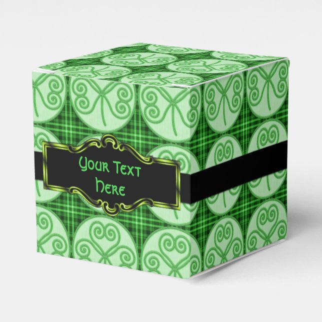 Green Plaid Shamrock Pattern Cube Favor Box (Front Side)