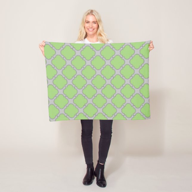 Green Quatrefoil Fleece Blanket (In Situ)