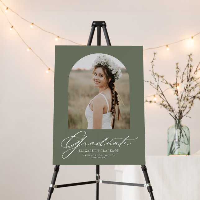 Green Script Arch Photo Graduation Party Welcome Foam Board (In Situ (Stand))