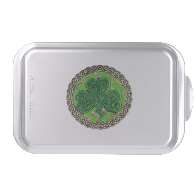 Green Shamrock On Celtic Knots Cake Pan (Front)