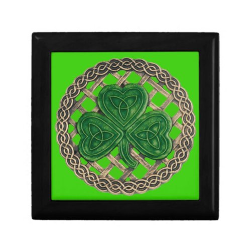 Green Shamrock On Celtic Knots Gift Box